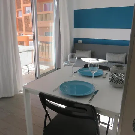 Centrico Loft En El Con Wifi Y Cerca De La Playa Апартаменты *