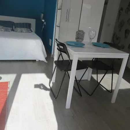 Centrico Loft En El Con Wifi Y Cerca De La Playa Апартаменты *